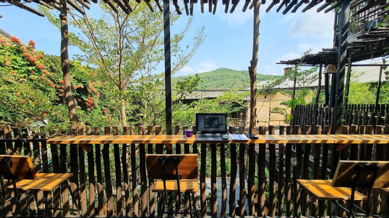 Отель Tinh House Дуонг-Донг Экстерьер фото